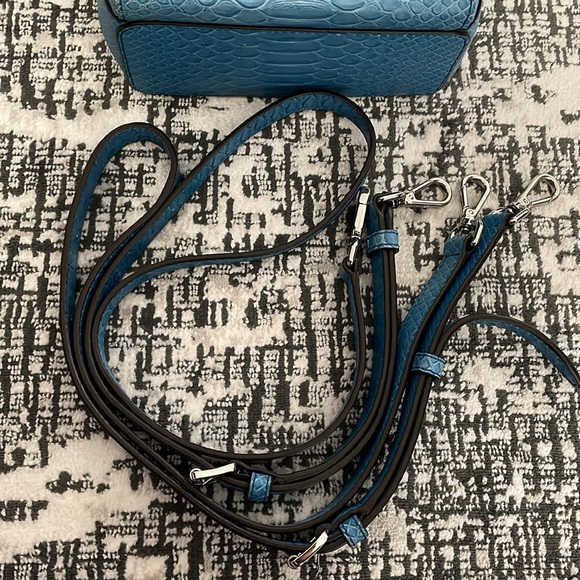 Michael Kors Abbey Extra Small Sky Blue Embossed Leather Backpack Crossbody - Picture 6 of 6